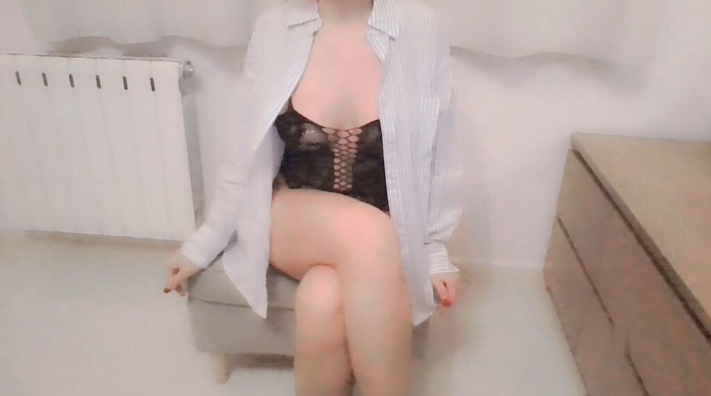 Dessous mit Hemd einer Hotwife in Saragossa
